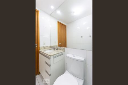 Banheiro Social de apartamento à venda com 2 quartos, 63m² em Praça da Bandeira, Rio de Janeiro