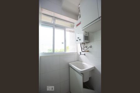 Apartamento à venda com 63m², 2 quartos e 1 vaga Apartamento à venda com 63m², 2 quartos e 1 vagaÁrea de Serviço