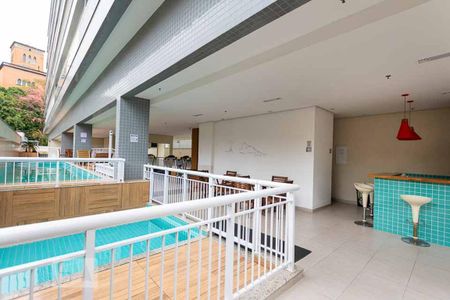 Apartamento à venda com 63m², 2 quartos e 1 vaga Apartamento à venda com 63m², 2 quartos e 1 vagaÁrea comum - Piscina
