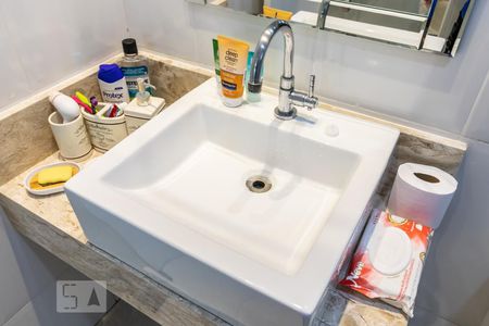 Casa para alugar com 80m², 2 quartos e 2 vagas Casa para alugar com 80m², 2 quartos e 2 vagasDetalhe do Banheiro da Suíte