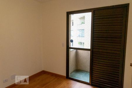 Apartamento para alugar com 130m², 3 quartos e 2 vagasQuarto 2