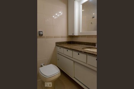 Apartamento para alugar com 130m², 3 quartos e 2 vagasBanheiro da Suíte