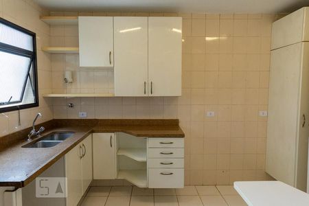 Apartamento para alugar com 130m², 3 quartos e 2 vagasCozinha