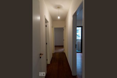 Apartamento para alugar com 130m², 3 quartos e 2 vagasCorredor