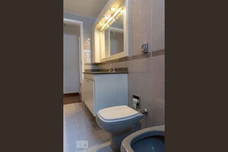 Apartamento para alugar com 130m², 3 quartos e 2 vagasBanheiro