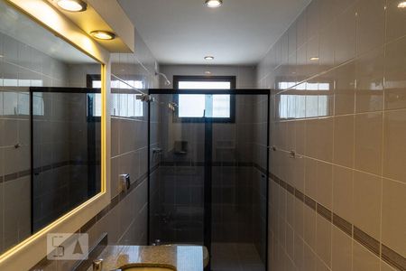 Apartamento para alugar com 130m², 3 quartos e 2 vagasBanheiro