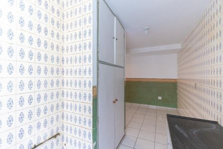 Cozinha de apartamento à venda com 2 quartos, 60m² em Centro, Campinas