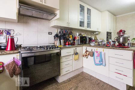 Casa para alugar com 545m², 5 quartos e 6 vagasCozinha