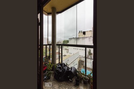 Varanda de casa para alugar com 5 quartos, 545m² em Vila Paulicéia, São Paulo