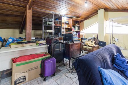 Casa para alugar com 545m², 5 quartos e 6 vagasSótão