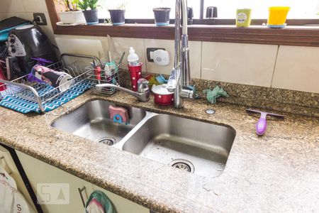 Casa para alugar com 545m², 5 quartos e 6 vagasCozinha