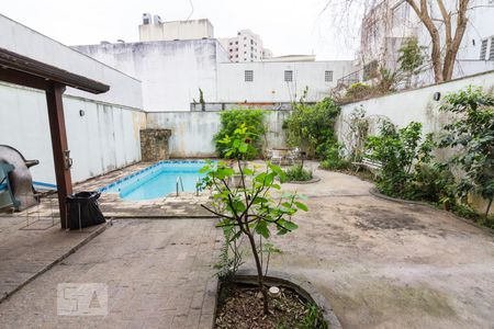 Casa para alugar com 545m², 5 quartos e 6 vagasPIscina