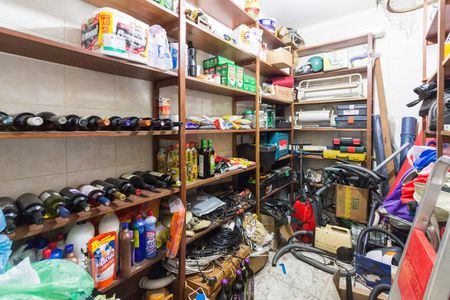 Casa para alugar com 545m², 5 quartos e 6 vagasDespensa