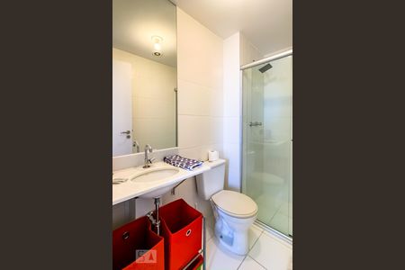 Banheiro da Suíte de apartamento para alugar com 2 quartos, 67m² em Vila Barros, Guarulhos
