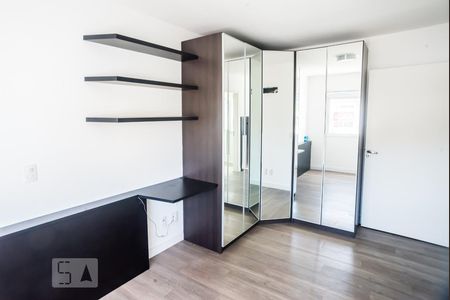 Quarto de apartamento à venda com 1 quarto, 47m² em Rio Branco, Porto Alegre