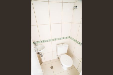 Lavabo de apartamento à venda com 1 quarto, 47m² em Rio Branco, Porto Alegre