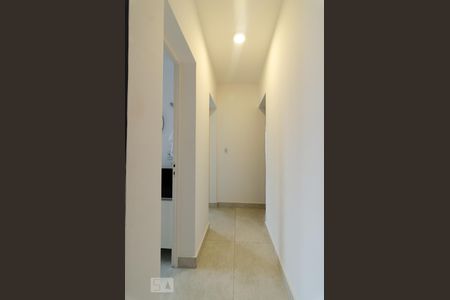 Corredor de apartamento para alugar com 1 quarto, 69m² em Cambuí, Campinas