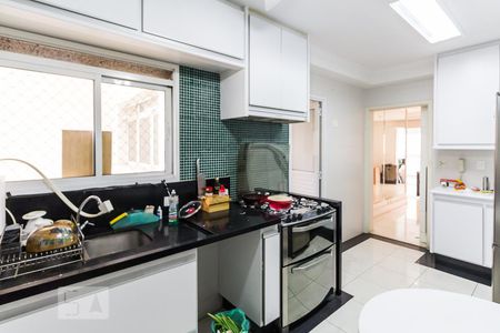 Apartamento à venda com 155m², 3 quartos e 3 vagasCozinha