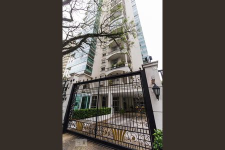 Apartamento à venda com 155m², 3 quartos e 3 vagasFachada