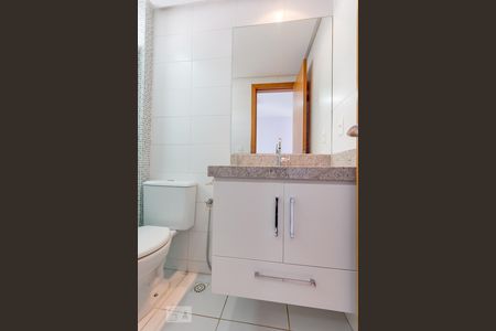 Apartamento para alugar com 105m², 3 quartos e 2 vagas Apartamento para alugar com 105m², 3 quartos e 2 vagasBanheiro do quarto 3