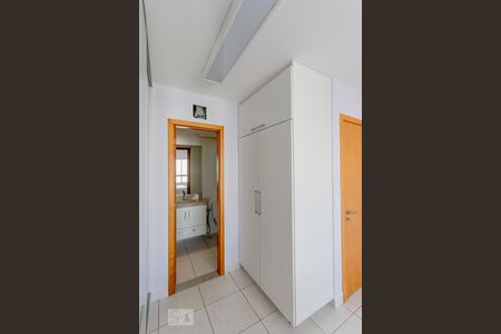 Apartamento para alugar com 105m², 3 quartos e 2 vagas Apartamento para alugar com 105m², 3 quartos e 2 vagasQuarto 1