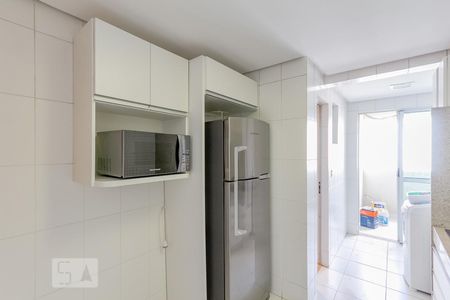 Apartamento para alugar com 105m², 3 quartos e 2 vagas Apartamento para alugar com 105m², 3 quartos e 2 vagasCozinha