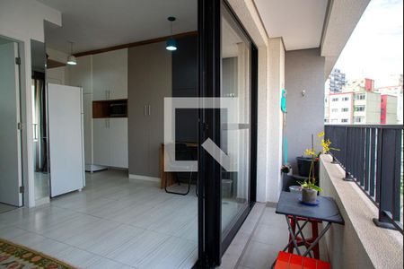 Varanda da Sala/Quarto de kitnet/studio para alugar com 1 quarto, 26m² em Bela Vista, São Paulo