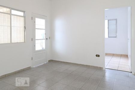 Casa para alugar com 120m², 2 quartos e 1 vagaSala