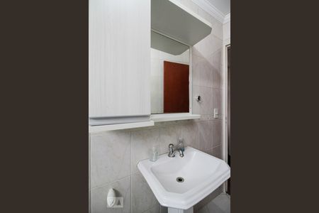 Banheiro de apartamento à venda com 3 quartos, 75m² em Bela Vista, Osasco