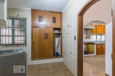 Casa à venda com 350m², 3 quartos e 3 vagas Casa à venda com 350m², 3 quartos e 3 vagasÁrea de Serviço