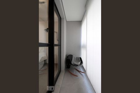 Varanda de kitnet/studio para alugar com 1 quarto, 33m² em Santa Efigênia, São Paulo