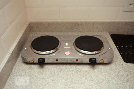 Cozinha de kitnet/studio para alugar com 1 quarto, 35m² em Santa Efigênia, São Paulo