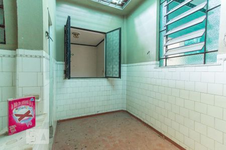 Casa à venda com 480m², 2 quartos e 1 vagaÁrea de Serviço