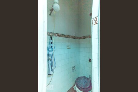 Casa à venda com 480m², 2 quartos e 1 vagaBanheiro de Serviço