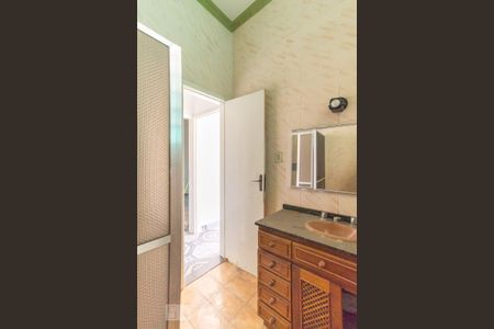 Casa à venda com 480m², 2 quartos e 1 vagaBanheiro Social