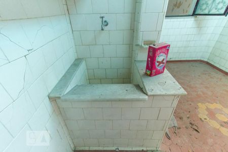 Casa à venda com 480m², 2 quartos e 1 vagaÁrea de Serviço