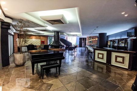 Apartamento para alugar com 53m², 1 quarto e 1 vagaAreal e bar em comum do hotel 