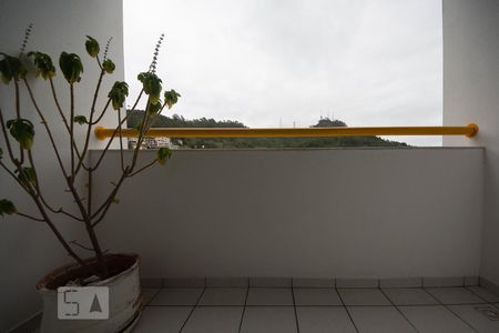 Sacada de apartamento para alugar com 2 quartos, 75m² em Carvoeira, Florianópolis