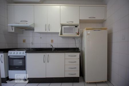 Cozinha - Armários de apartamento para alugar com 2 quartos, 75m² em Carvoeira, Florianópolis
