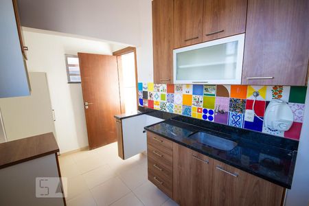 Cozinha de apartamento à venda com 1 quarto, 50m² em Pe Pequeno, Niterói