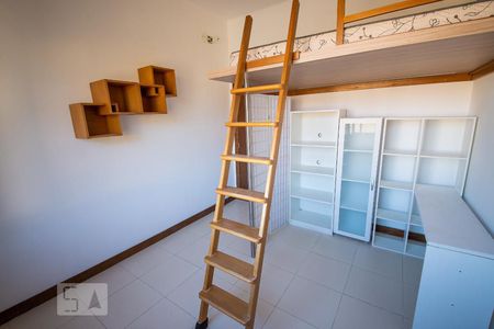 Quarto de apartamento à venda com 1 quarto, 50m² em Pe Pequeno, Niterói