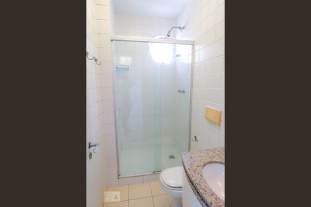 Apartamento à venda com 74m², 2 quartos e 1 vagaBanheiro suíte 1