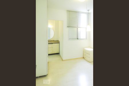 Apartamento à venda com 74m², 2 quartos e 1 vagaSuíte 2