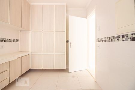 Casa à venda com 300m², 4 quartos e 4 vagas Casa à venda com 300m², 4 quartos e 4 vagasCopa