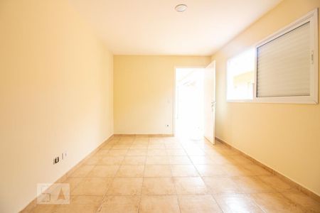 Casa à venda com 300m², 4 quartos e 4 vagas Casa à venda com 300m², 4 quartos e 4 vagasEdícula