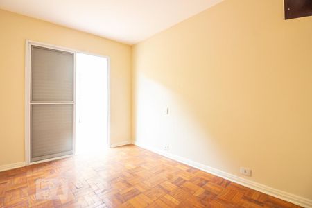 Casa à venda com 300m², 4 quartos e 4 vagas Casa à venda com 300m², 4 quartos e 4 vagasQuarto 2