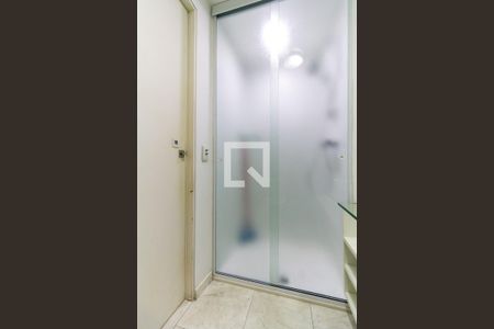 Apartamento à venda com 70m², 2 quartos e 1 vaga Apartamento à venda com 70m², 2 quartos e 1 vagaBanheiro