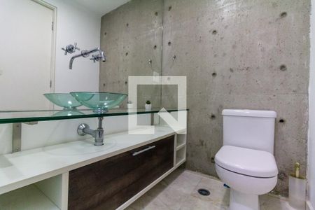 Apartamento à venda com 70m², 2 quartos e 1 vaga Apartamento à venda com 70m², 2 quartos e 1 vagaBanheiro