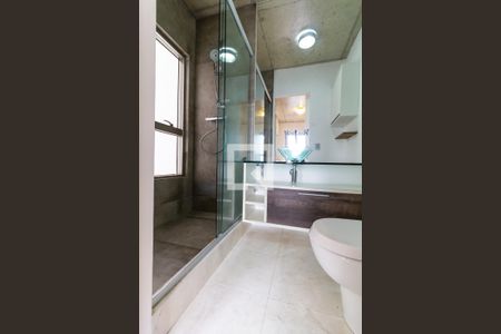 Apartamento à venda com 70m², 2 quartos e 1 vaga Apartamento à venda com 70m², 2 quartos e 1 vagaBanheiro da Suíte