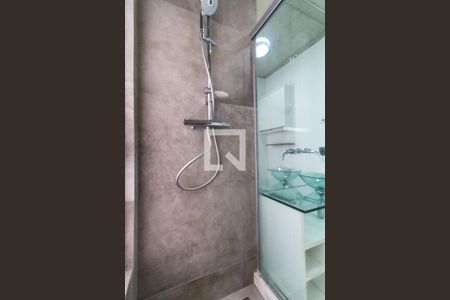 Apartamento à venda com 70m², 2 quartos e 1 vaga Apartamento à venda com 70m², 2 quartos e 1 vagaBanheiro da Suíte